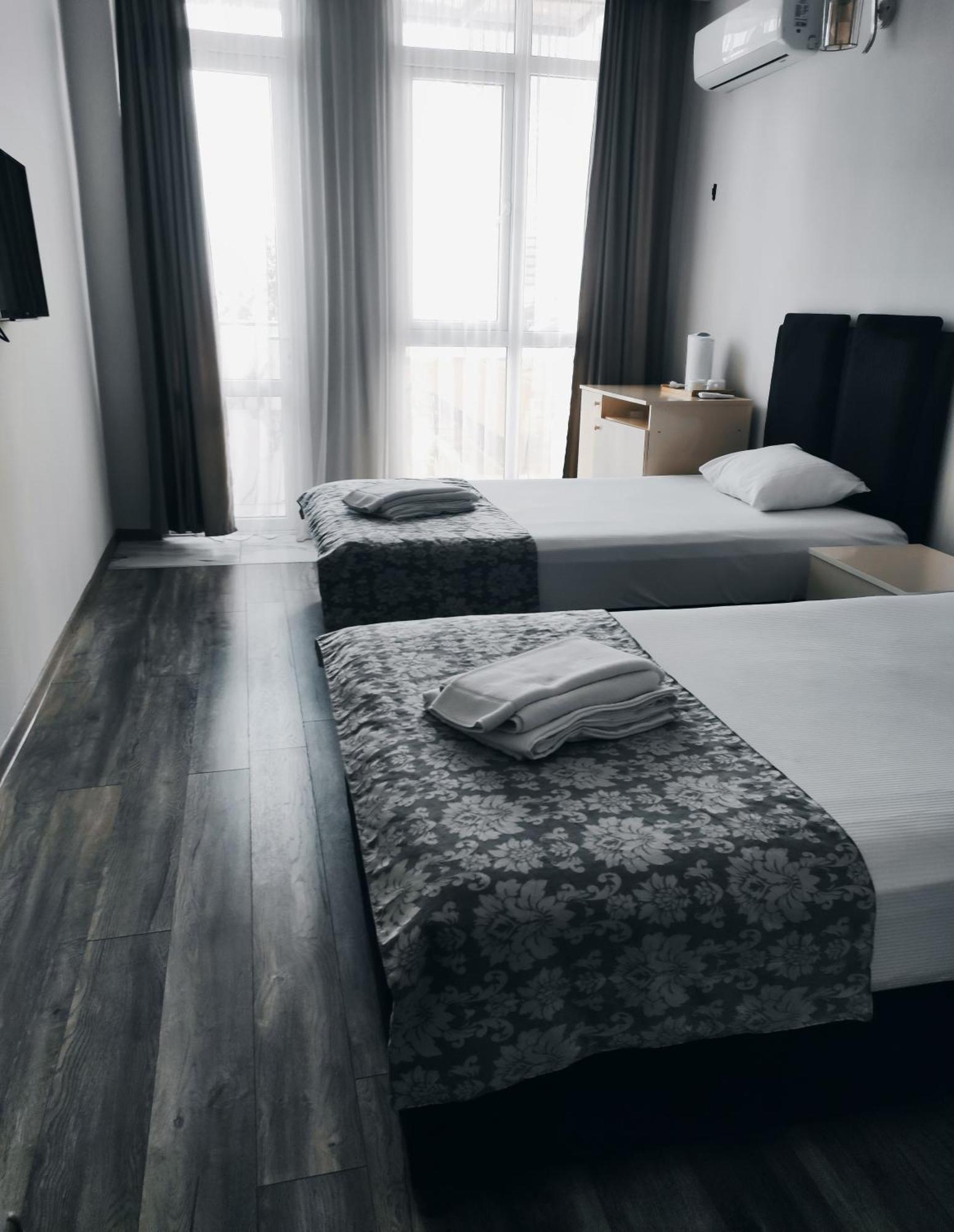 Panorama Hotel Батуми Екстериор снимка